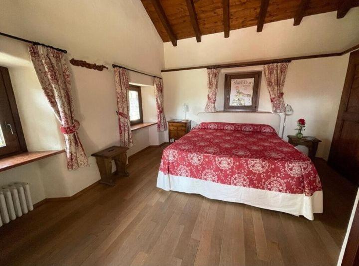 Bed and Breakfast La Vigna à Aoste Extérieur photo
